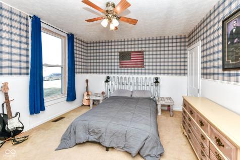 229 N 5th Street Elwood IN 46036