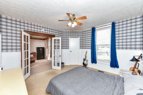 229 N 5th Street Elwood IN 46036