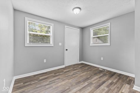 347 S Edgehill Road Indianapolis IN 46241