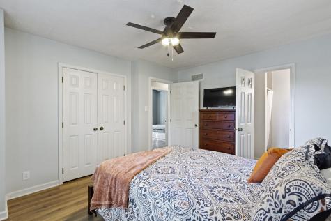 15030 Little Eagle Creek Avenue Zionsville IN 46077