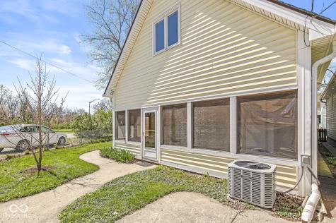 1329 Spruce Street Indianapolis IN 46203