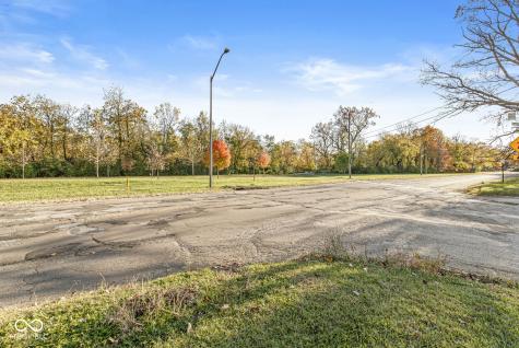 1329 Spruce Street Indianapolis IN 46203