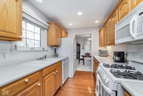 7332 Hoover Road Indianapolis IN 46260