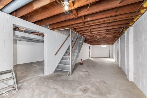 7332 Hoover Road Indianapolis IN 46260