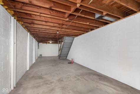 7332 Hoover Road Indianapolis IN 46260