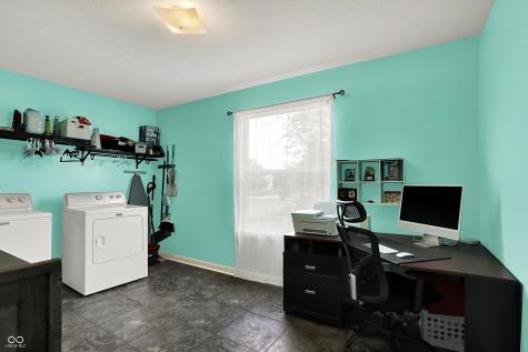 6624 Lakestone Court Indianapolis IN 46237