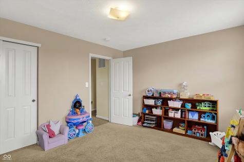6624 Lakestone Court Indianapolis IN 46237