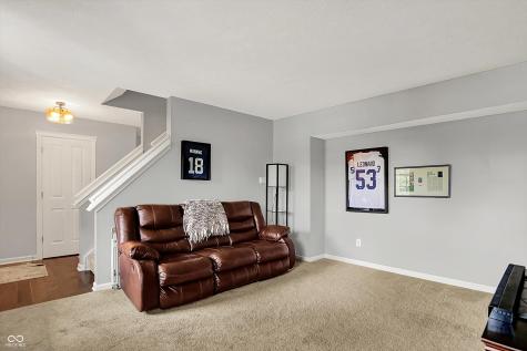 6624 Lakestone Court Indianapolis IN 46237
