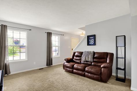 6624 Lakestone Court Indianapolis IN 46237