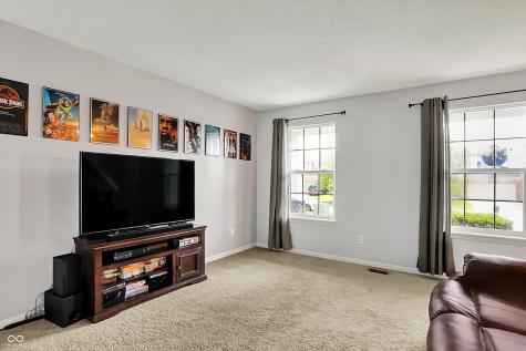 6624 Lakestone Court Indianapolis IN 46237