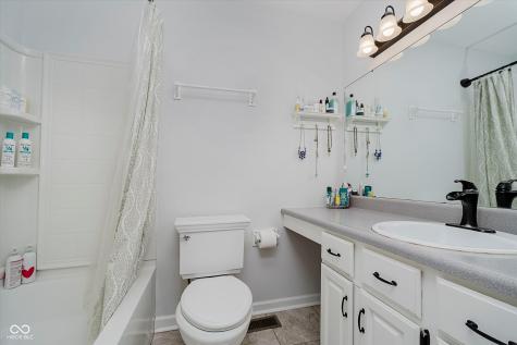 530 N Buck Creek Road Greenfield IN 46140