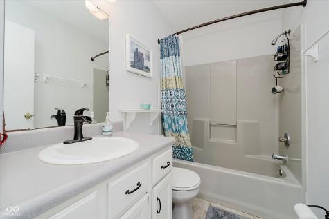 530 N Buck Creek Road Greenfield IN 46140