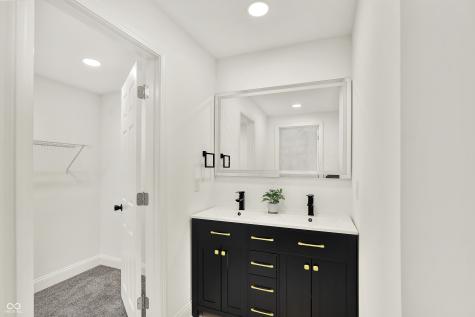 715 S Anderson Street Elwood IN 46036