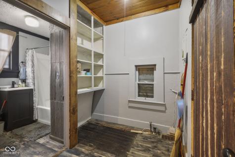 410 W 10th Street Anderson IN 46016