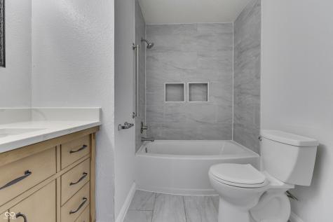 2886 Fieldstone Court Franklin IN 46131