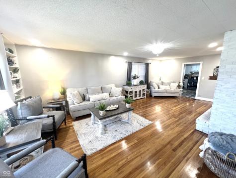 504 S Main Street Waldron IN 46182
