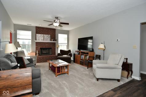 5312 Sandwood Drive Indianapolis IN 46235