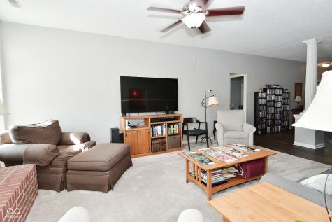 5312 Sandwood Drive Indianapolis IN 46235