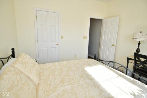 5312 Sandwood Drive Indianapolis IN 46235
