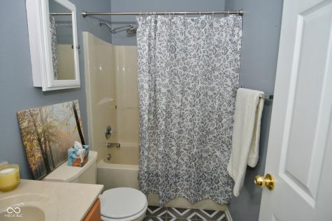 5312 Sandwood Drive Indianapolis IN 46235