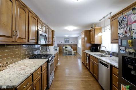7625 Surrey Drive Indianapolis IN 46227