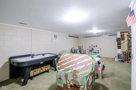 7625 Surrey Drive Indianapolis IN 46227