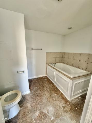 52 Fountain Lake Drive Greenfield IN 46140