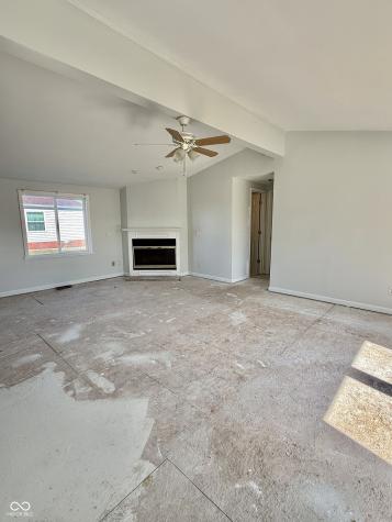 52 Fountain Lake Drive Greenfield IN 46140