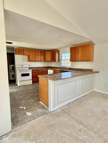 52 Fountain Lake Drive Greenfield IN 46140