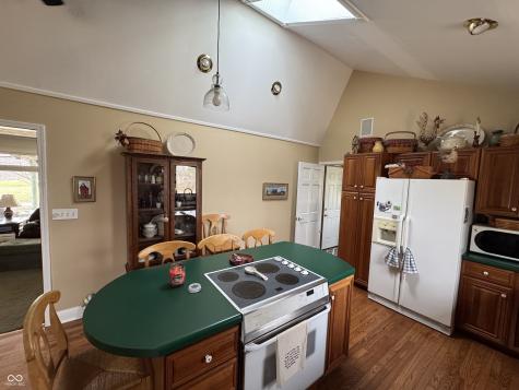 10090 N State Road 75 Highway North Salem IN 46165