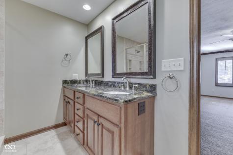 376 Timber Lane Circle Greenwood IN 46142