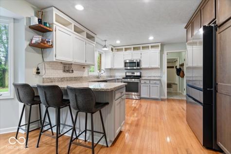5003 Saint Charles Place Carmel IN 46033