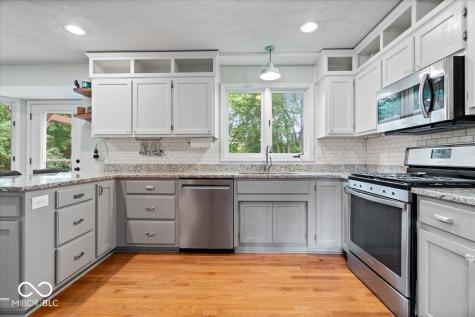 5003 Saint Charles Place Carmel IN 46033