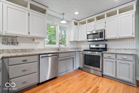 5003 Saint Charles Place Carmel IN 46033