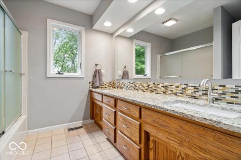 5003 Saint Charles Place Carmel IN 46033