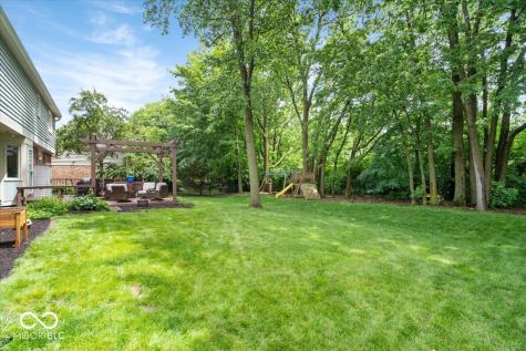 5003 Saint Charles Place Carmel IN 46033