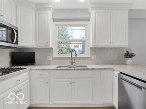 44 Horseshoe Lane Carmel IN 46033