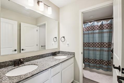 6596 Overlander Lane Whitestown IN 46075
