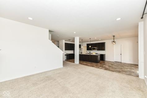 18372 Clayborne Drive Westfield IN 46074