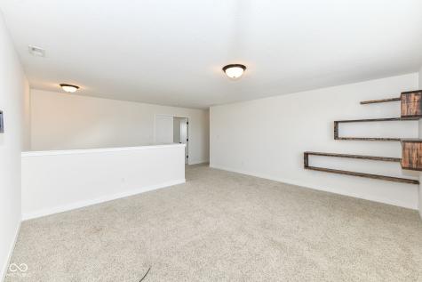18372 Clayborne Drive Westfield IN 46074