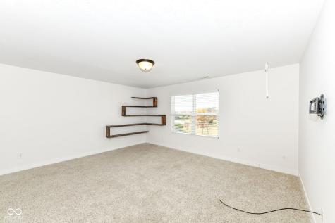 18372 Clayborne Drive Westfield IN 46074