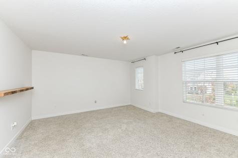 18372 Clayborne Drive Westfield IN 46074