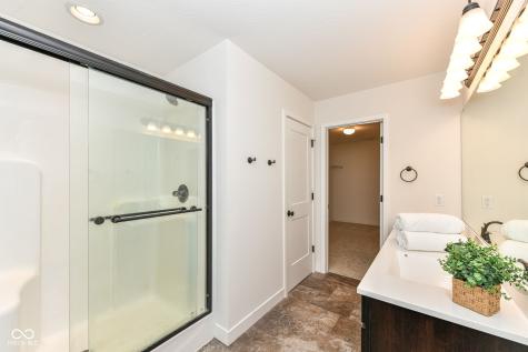 18372 Clayborne Drive Westfield IN 46074