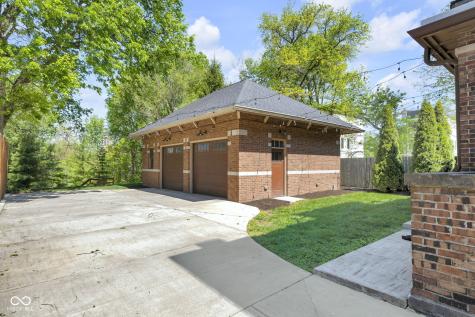 2730 Sutherland Avenue Indianapolis IN 46205