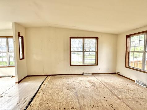 4999 W Caven Street Indianapolis IN 46241