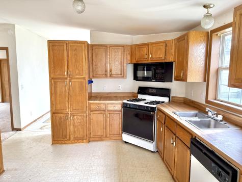 4999 W Caven Street Indianapolis IN 46241