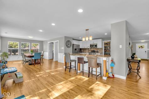 10328 Windward Drive Indianapolis IN 46234