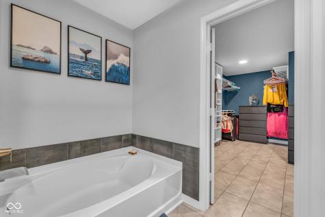 10328 Windward Drive Indianapolis IN 46234