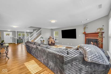 10328 Windward Drive Indianapolis IN 46234