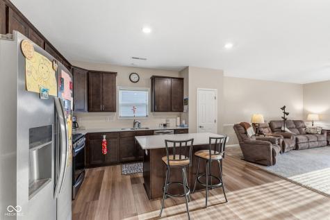 2064 Maplewood Lane Pendleton IN 46064